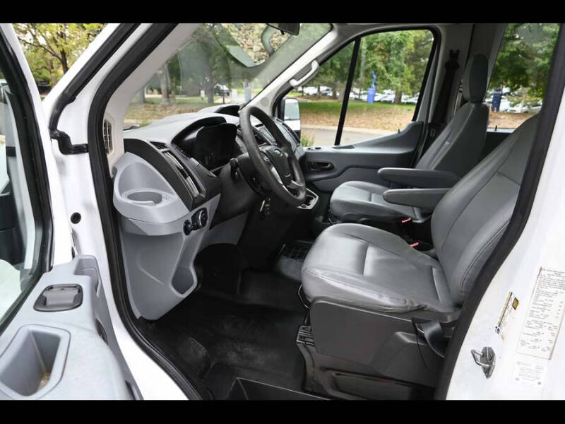 2017 Ford Transit