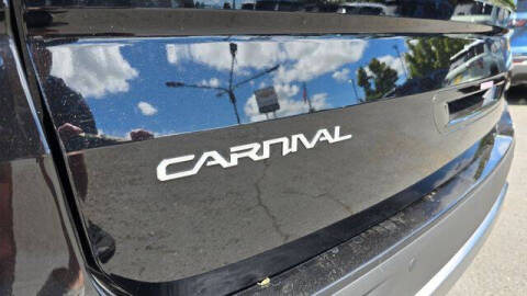 2024 Kia Carnival SX