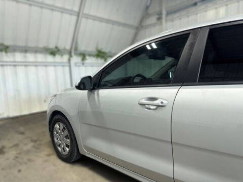 2021 Kia Rio S