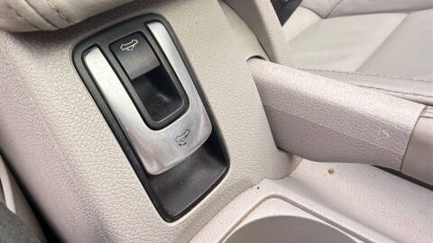 2009 Volkswagen Eos Lux