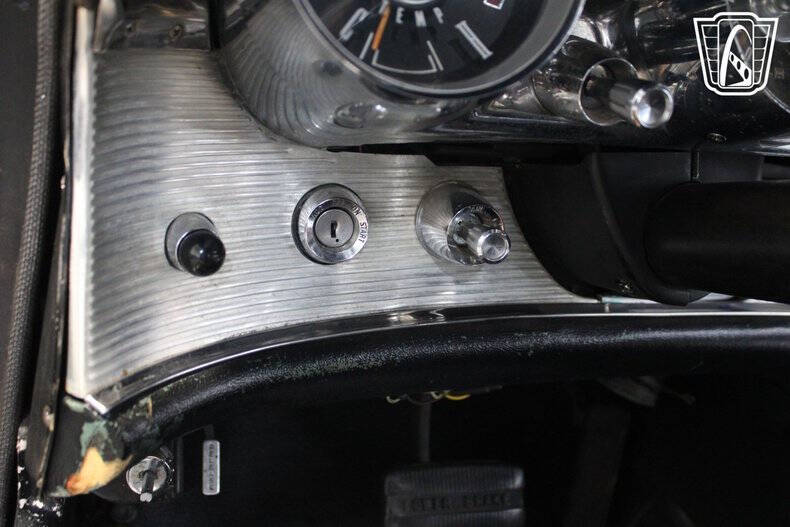 1962 Ford Thunderbird