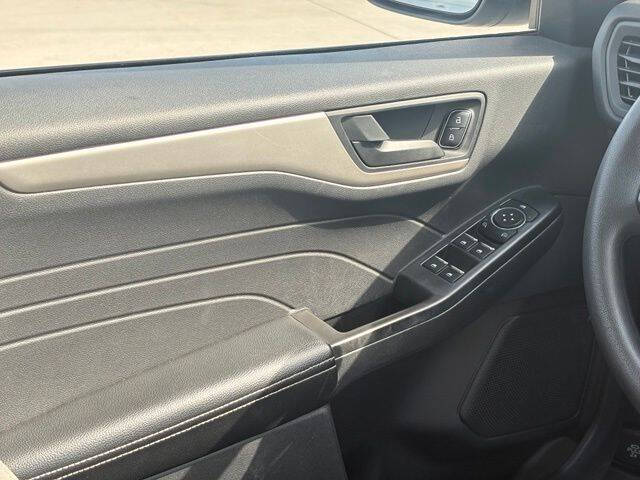 2022 Ford Escape S