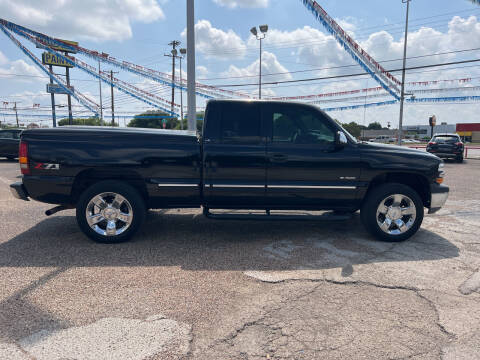 2002 Chevrolet Silverado 1500 for sale at Tracy's Auto Sales in Waco TX