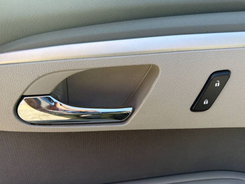 2012 Chevrolet Traverse LS