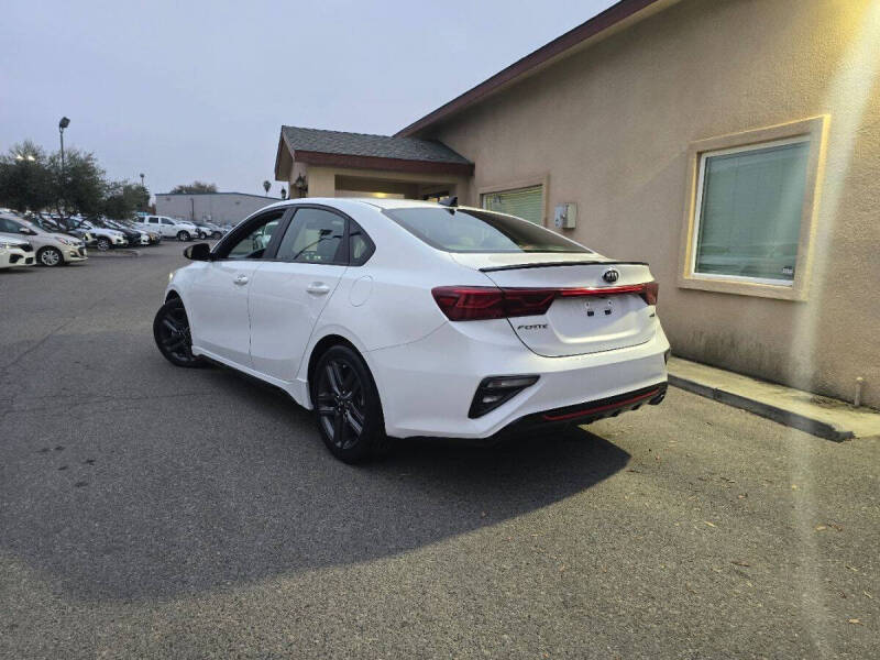 2021 Kia Forte GT Line
