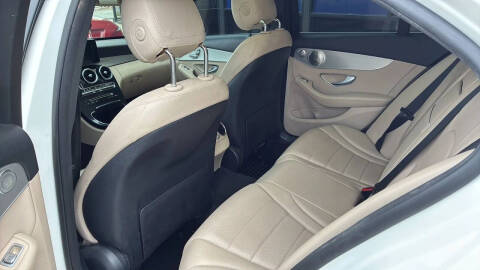 2016 Mercedes-Benz C-Class