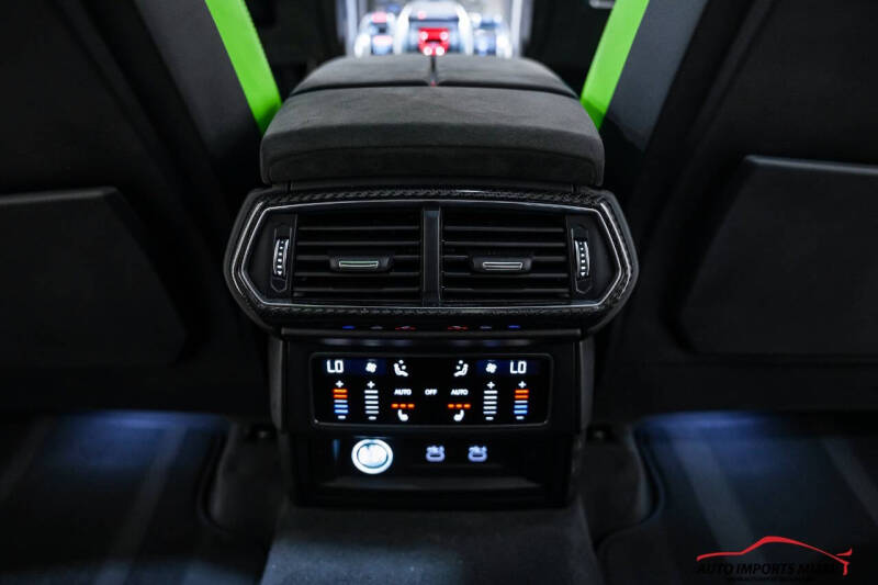 2022 Lamborghini Urus