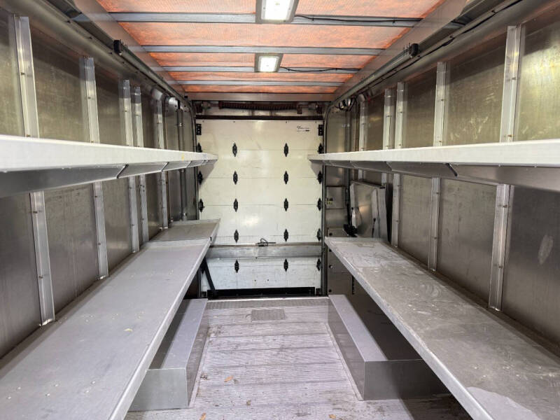 2020 Freightliner MT45 Chassis