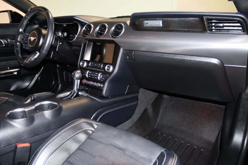 2021 Ford Mustang EcoBoost Premium