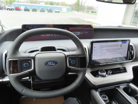 2026 Ford Expedition Active