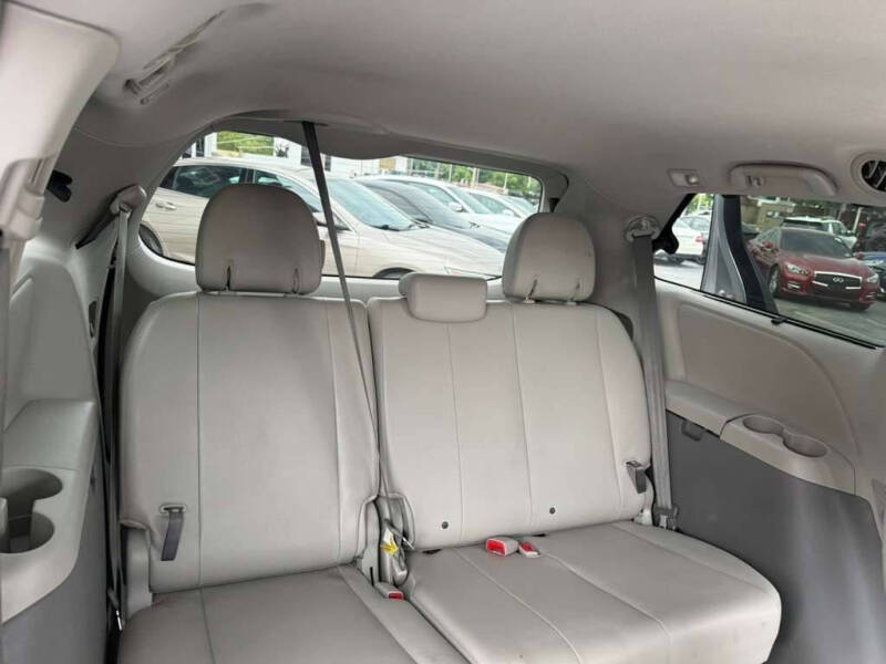 2013 Toyota Sienna