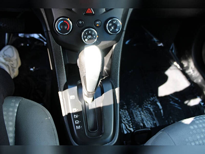 2020 Chevrolet Sonic LT