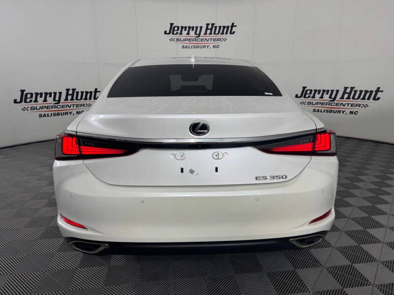 2025 Lexus ES 350