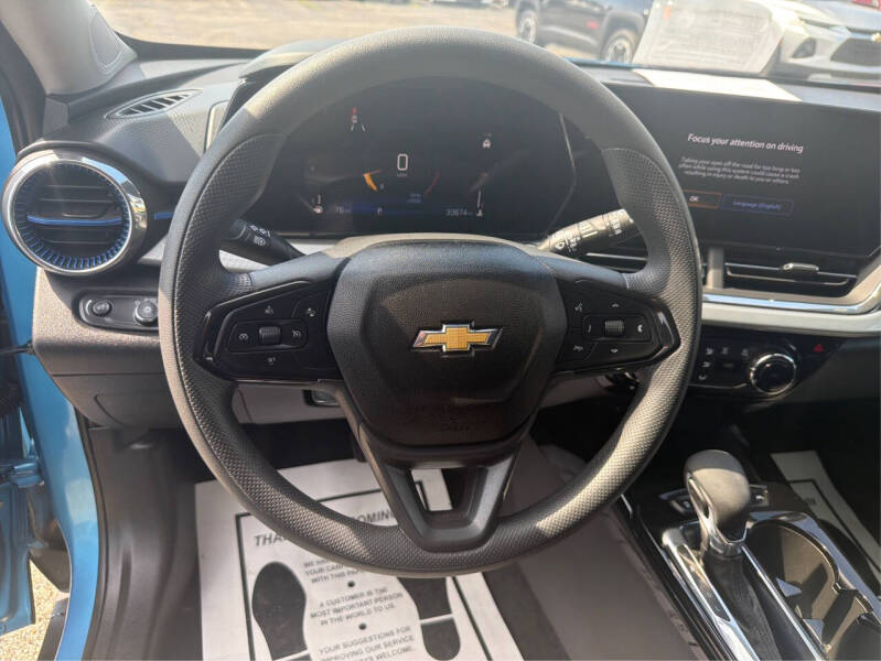 2025 Chevrolet Trax LT