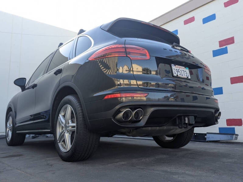 2015 Porsche Cayenne S