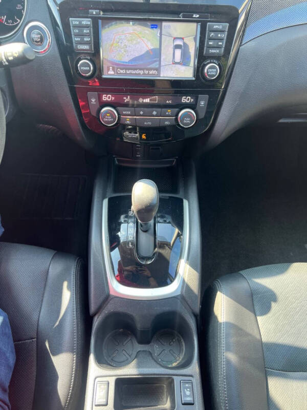 2016 Nissan Rogue S