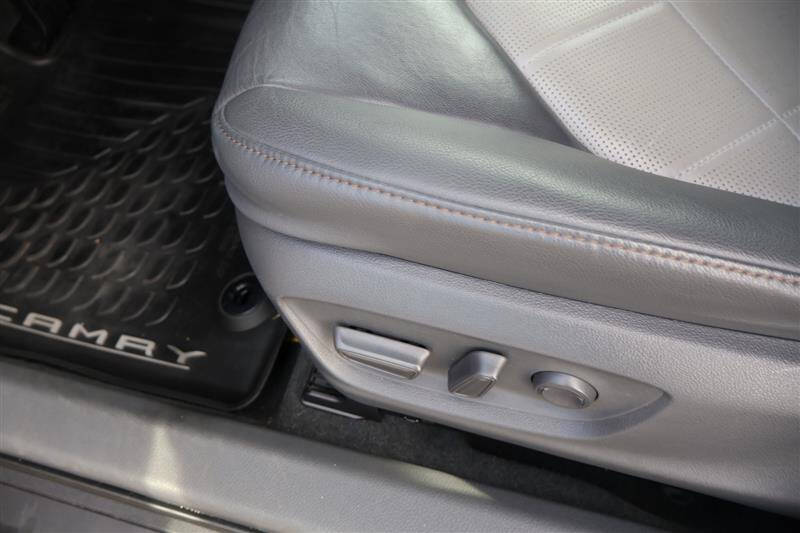 2018 Toyota Camry Hybrid