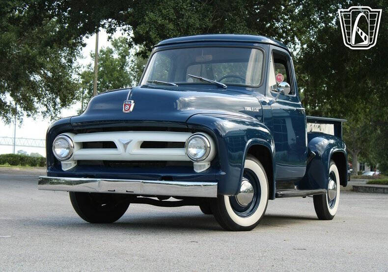 1953 Ford F-100