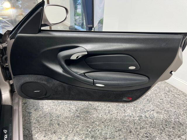 2002 Porsche 911 Carrera 4