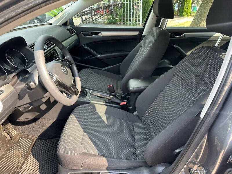 2016 Volkswagen Passat 1.8T S