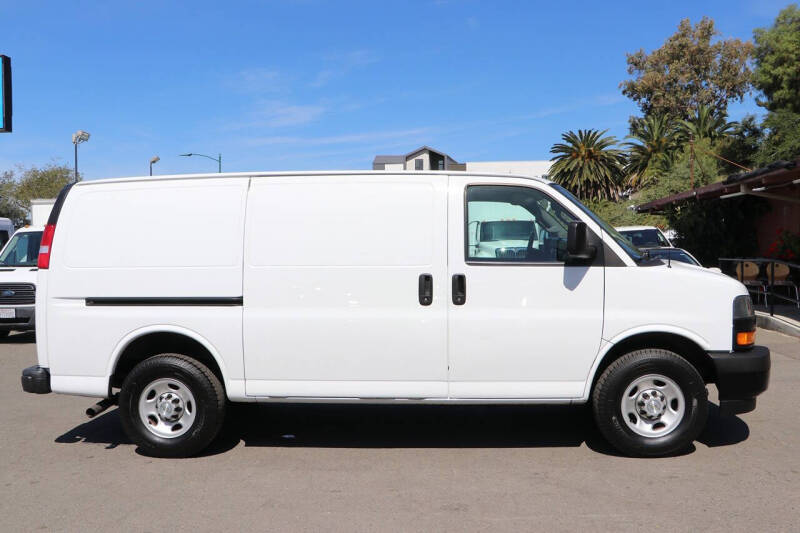 2021 Chevrolet Express 2500