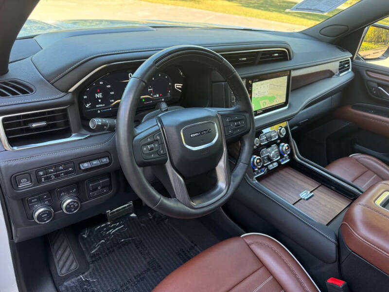 2024 GMC Yukon Denali Ultimate