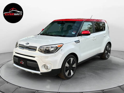 2017 Kia Soul +