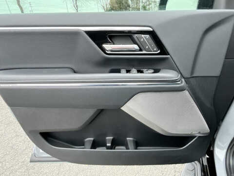 2025 GMC Sierra EV Denali