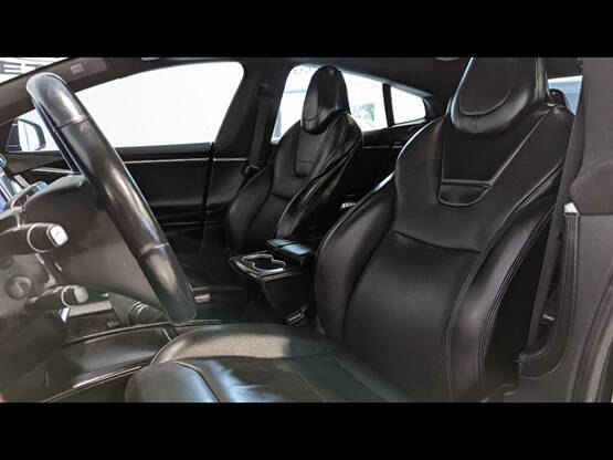 2016 Tesla Model S