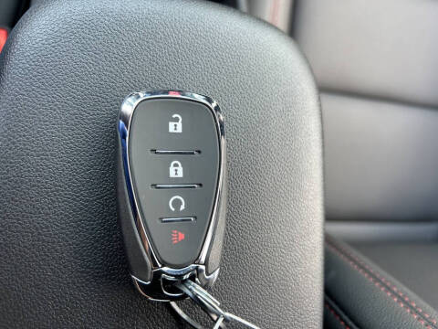 2025 Chevrolet Trax RS