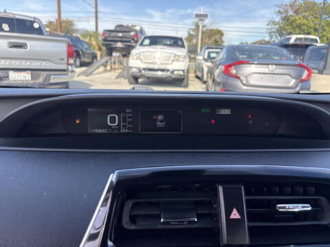 2021 Toyota Prius XLE