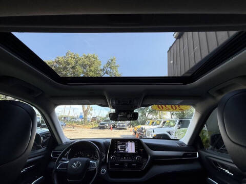 2020 Toyota Highlander XLE
