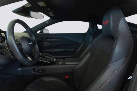 2025 Aston Martin Vantage