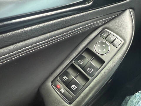 2018 Infiniti QX30 Luxury