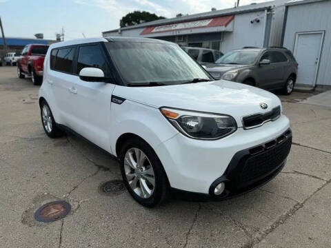 2016 Kia Soul +