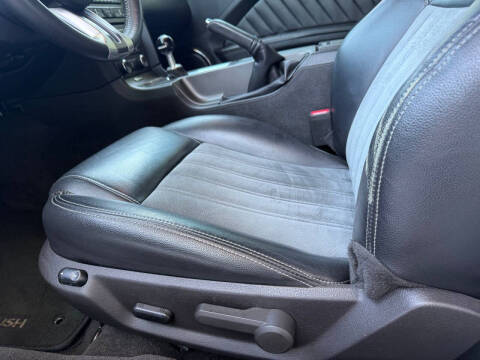 2012 Ford Mustang GT Premium