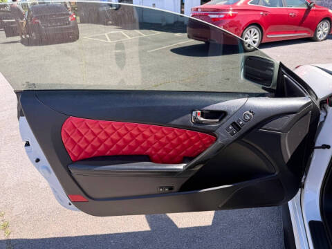 2013 Hyundai Genesis Coupe 2.0T