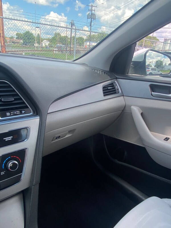 2015 Hyundai Sonata SE