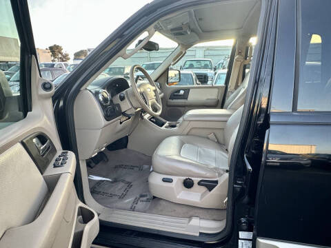 2005 Ford Expedition Eddie Bauer