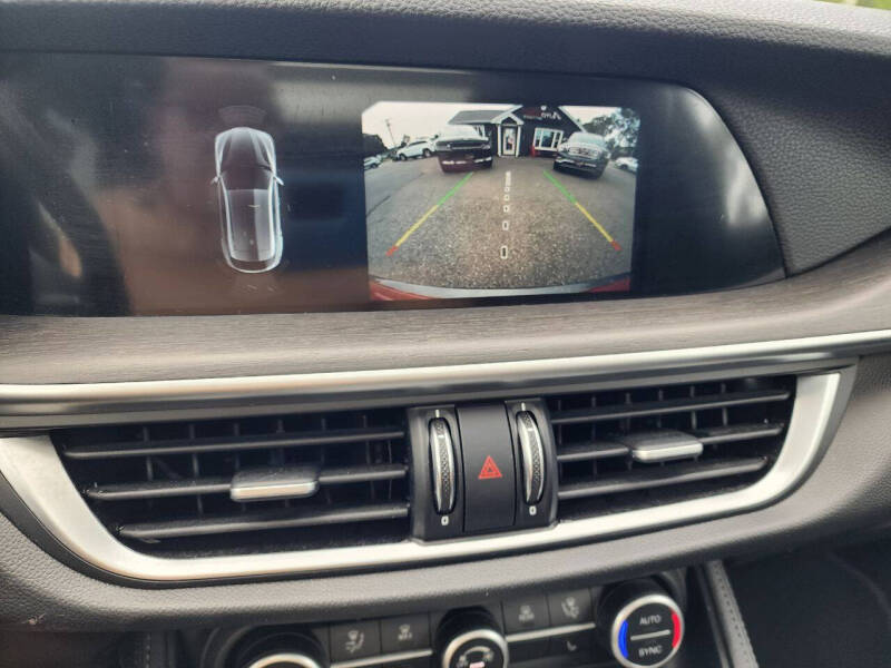 2022 Alfa Romeo Stelvio Ti