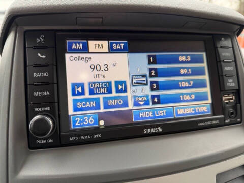 2010 Chrysler Town and Country Limited