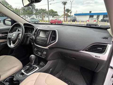 2017 Jeep Cherokee Latitude