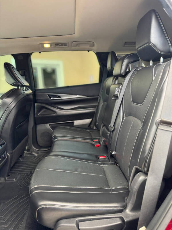 2022 Infiniti QX60 Luxe