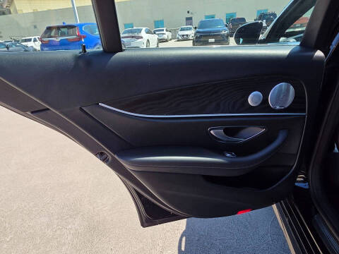 2018 Mercedes-Benz E-Class E 300