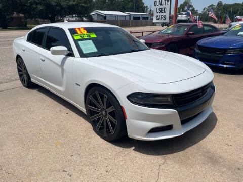 2016 Dodge Charger for sale at VSA MotorCars in Cypress TX