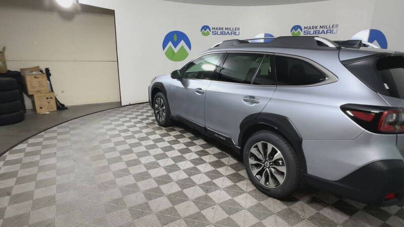 2025 Subaru Outback Touring