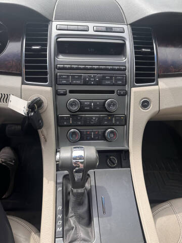 2012 Ford Taurus Limited