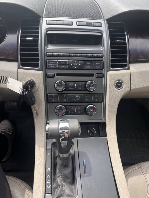 2012 Ford Taurus Limited