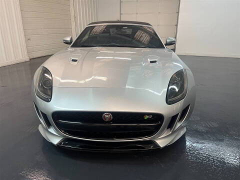 2017 Jaguar F-TYPE R