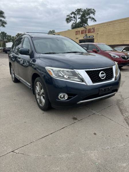 2014 Nissan Pathfinder for sale at City Auto Sales in Roseville MI